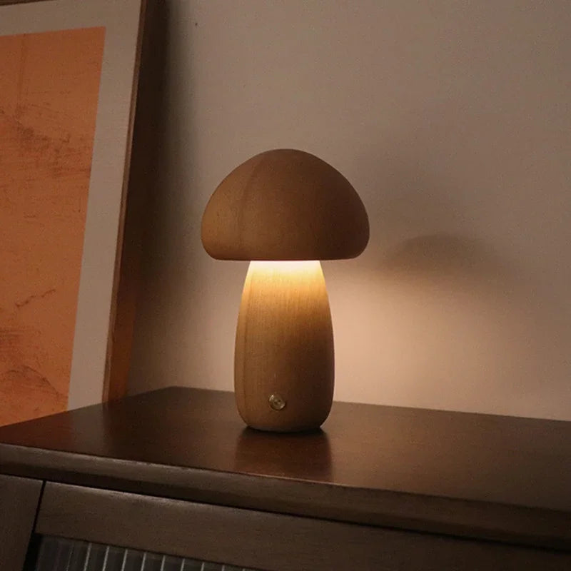 lampe champignon <br> tactile en bois