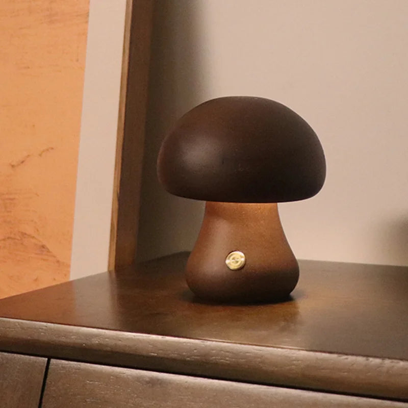 lampe champignon <br> tactile en bois