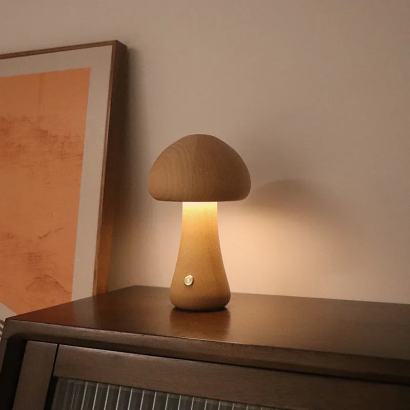 lampe champignon <br> tactile en bois